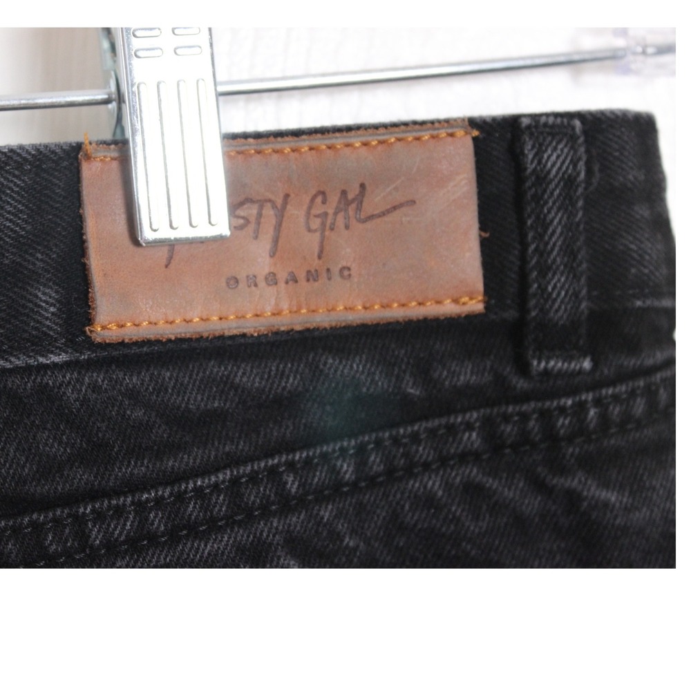 Nasty Gal Devon Boyfriend Jeans Black Distressed Frayed Hem Cropped US 10 - Picture 9 of 9
